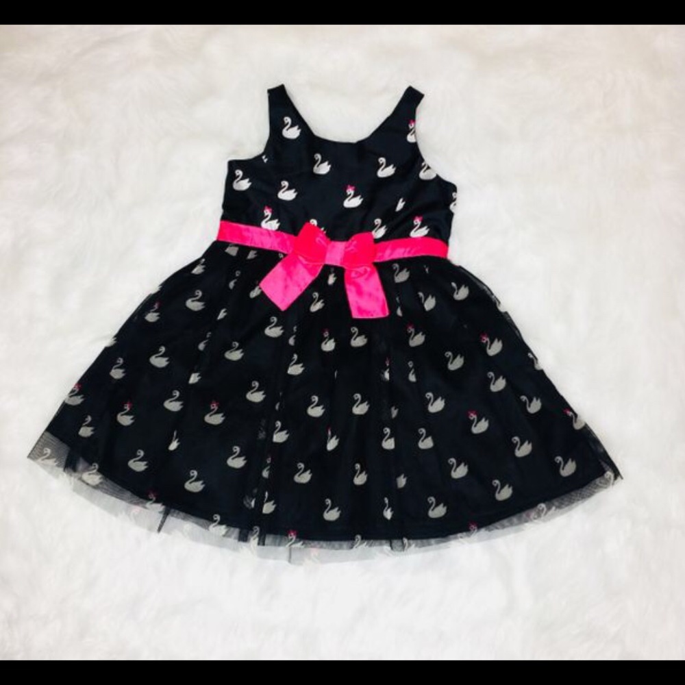 MAVEANDMEME.COM • DRESSUP@MAVEANDMEME.COM